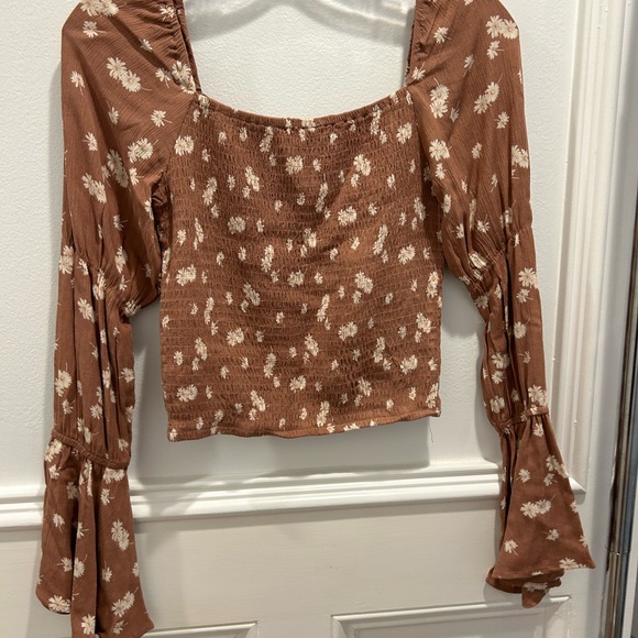 long sleeve top - Picture 2 of 3